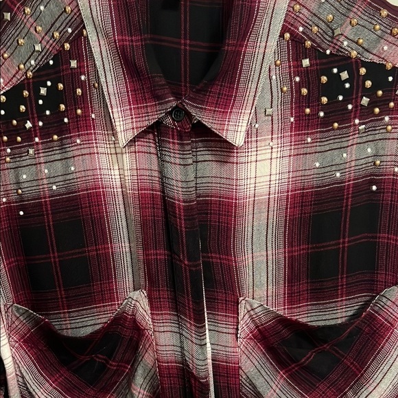 Express women’s Plaid Shirt - maroon and gray/white - Picture 7 of 10